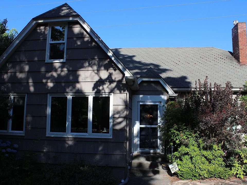 1st image of 2105 N Union Ave