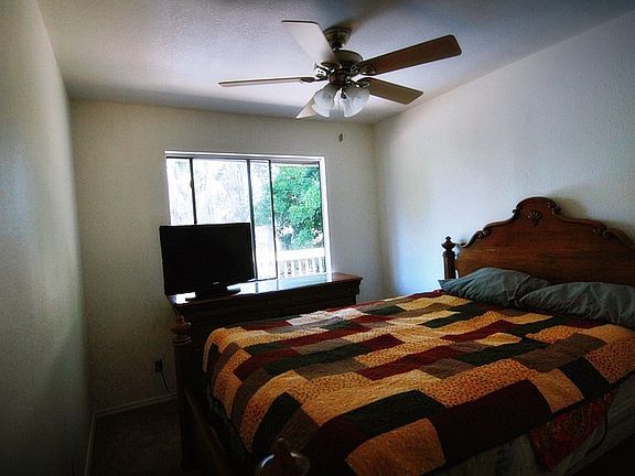 5th image of 134 Casselman St