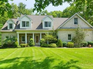 22 Ribero Dr, Franklin, MA 02038