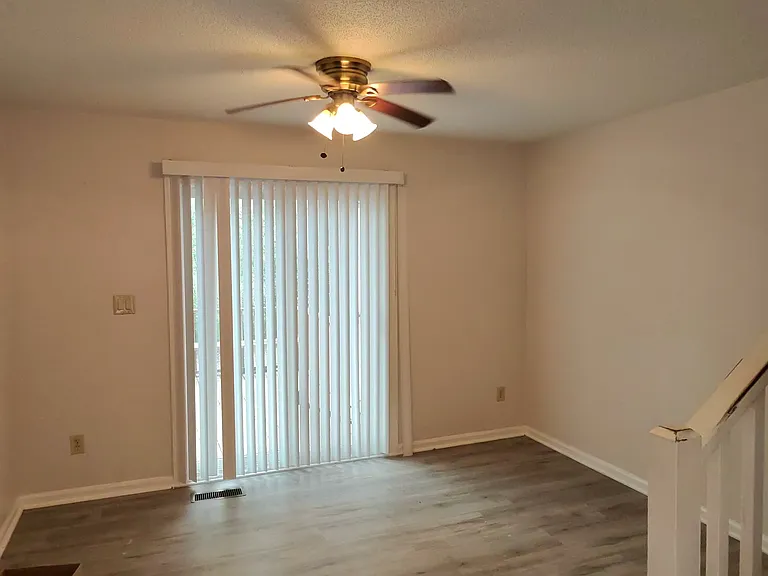 710 Carolina Ave — Photo 3