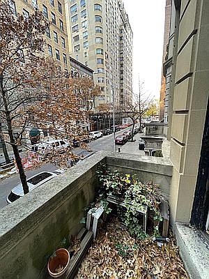 4th image of 339 W 87th St #3