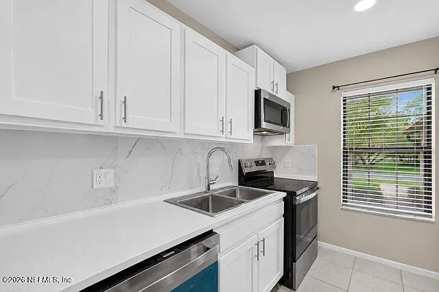 838 Lawnwood Ave NE — Photo 7