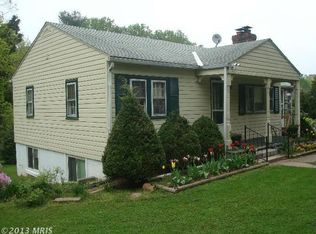 921 Grays Ln, Silver Spring, MD 20902