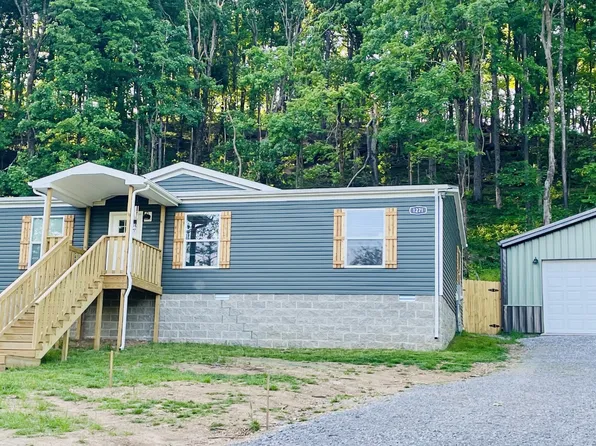 1271 Thompson Hill Rd, Bethpage, TN 37022