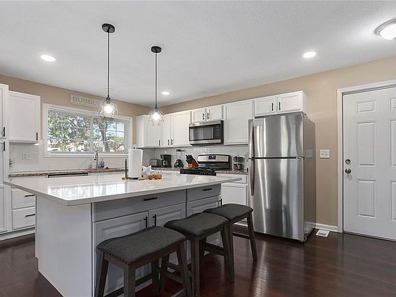 5th image of 4101 Fisher St