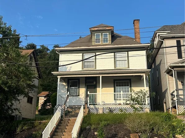 1365 5th Ave, Freedom, PA 15042