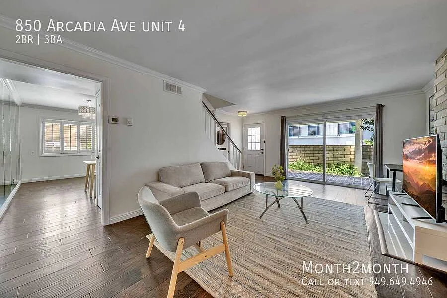 Garden Retreat on Arcadia Ave — Photo 3
