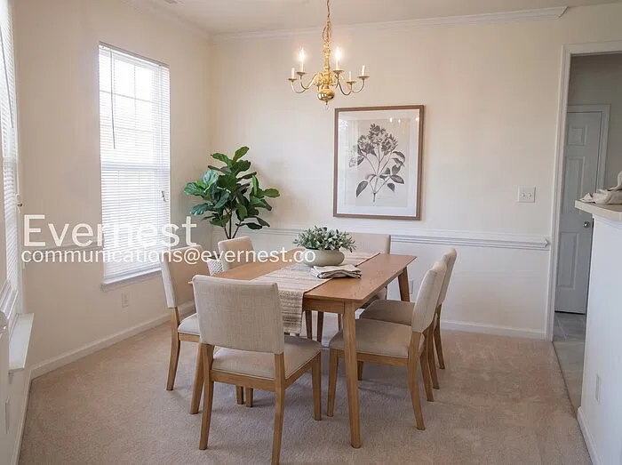 3 bed, 3.0 bath, 2200 sqft, $2,300 — Photo 3