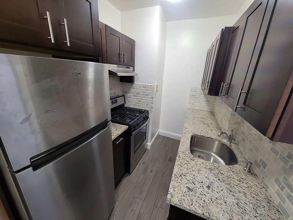 2nd image of 147 W 230th St APT 1B