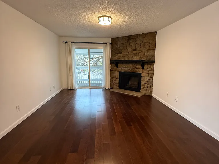 14404 E Colorado Dr #202 — Photo 2