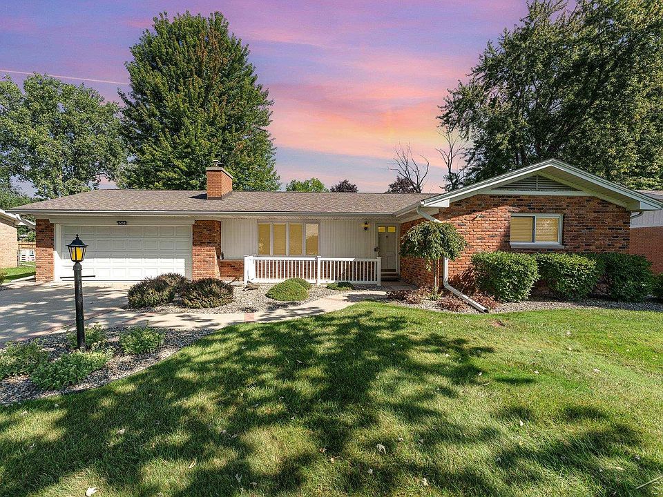 1st image of 4234 Clement Dr