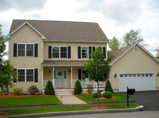 20 Benjamin Ln, Reading, MA 01867