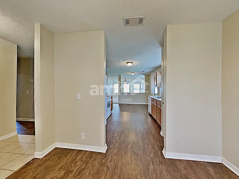 5507 Middlebury Dr — Photo 9