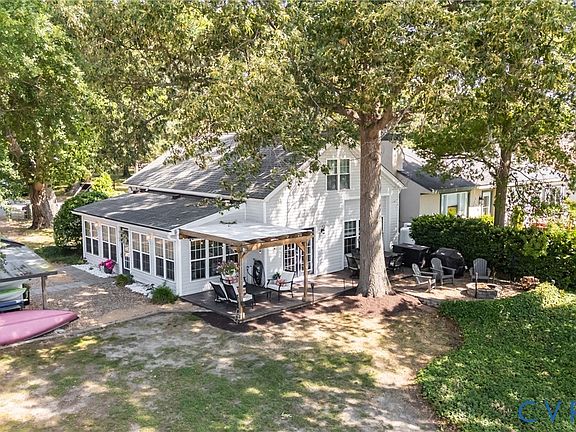 4th image of 142 Circle Dr