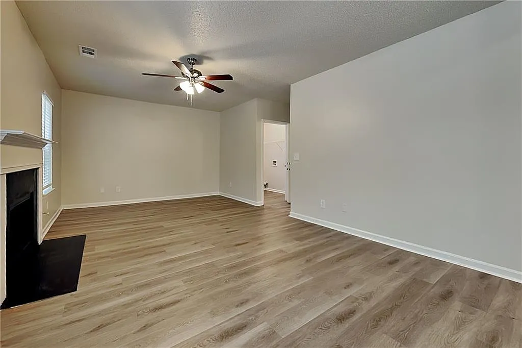 Building Photo - 4567 Eon Ct