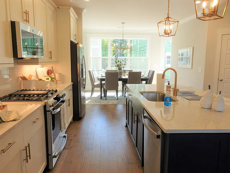 313 Pete Hollis Blvd — Photo 21