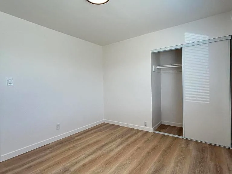 86 College Dr — Photo 11
