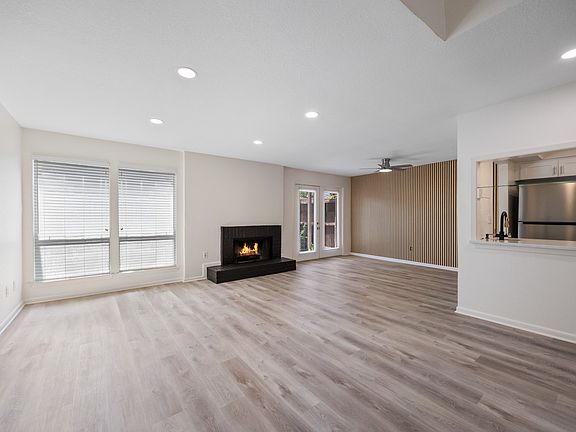 4th image of 9807 Bent Branch Ln