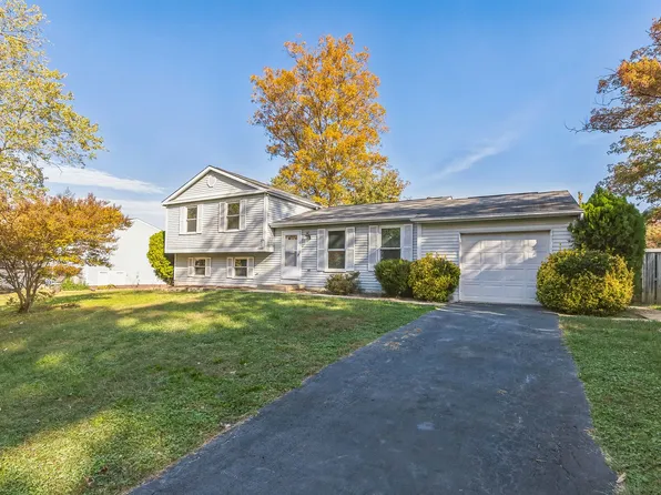 3388 Chelsea Dr, Woodbridge, VA 22192