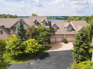 1811 Rizzi Ln, Bartlett, IL 60103