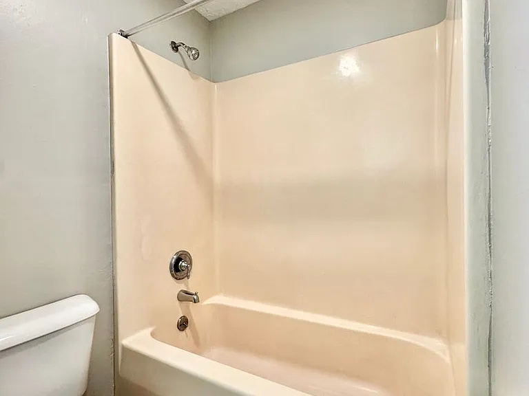 Convenient Living at North Troy Apartments & Townhomes, Troy — Photo 62