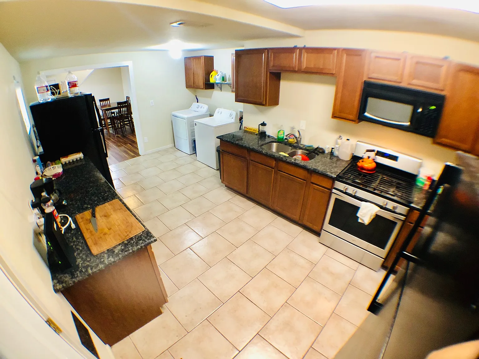 1 bed, 2100 sqft, $699 — Photo 4