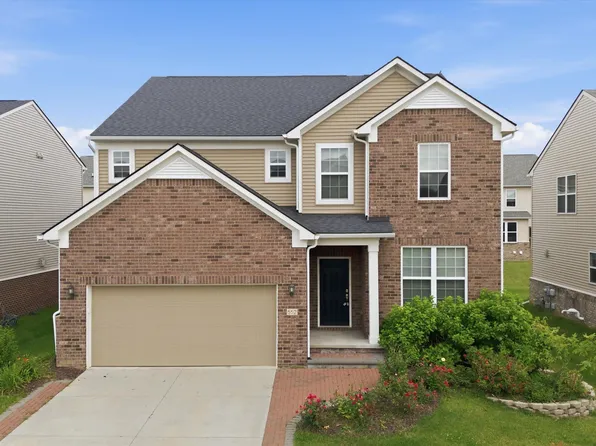 552 Wishing Tree Ln, Ann Arbor, MI 48108
