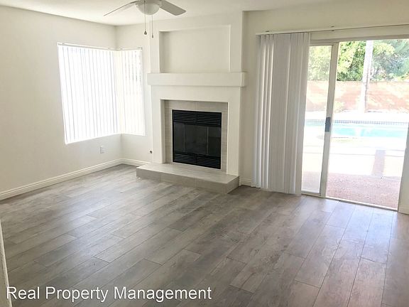 2nd image of 1839 Paseo Del Lago Dr
