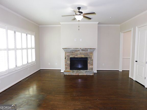 5th image of 1014 Bergeron Pl
