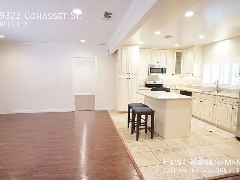 19322 Cohasset St — Photo 29