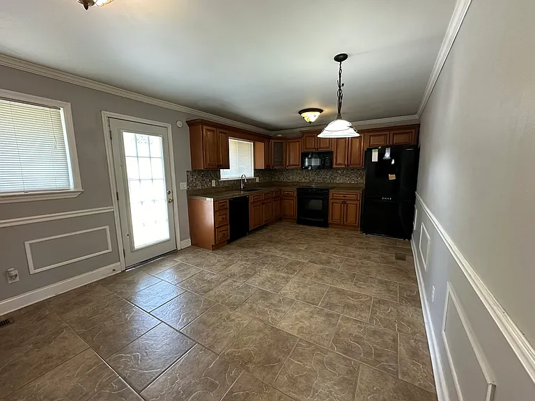 1309 Koblan Dr — Photo 22