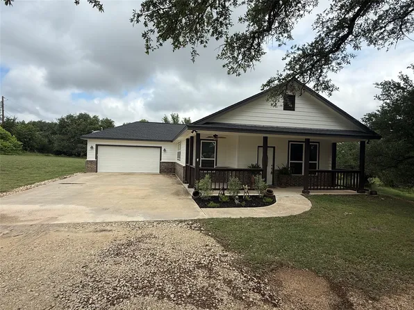 1211 W 6th St, Lampasas, TX 76550