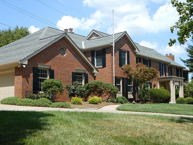1st image of 813 Squire Hill Dr