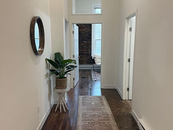 2nd image of 419 Main St #207