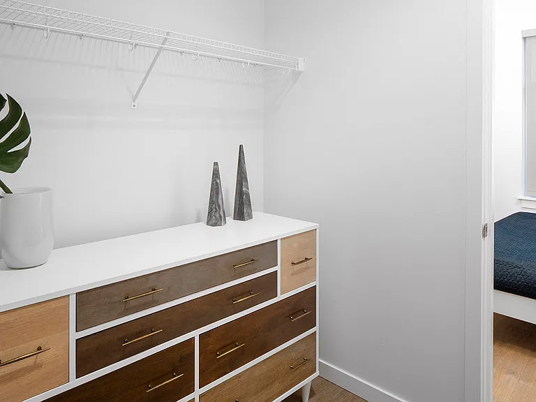 Multnomah Village Apartments — Photo 6