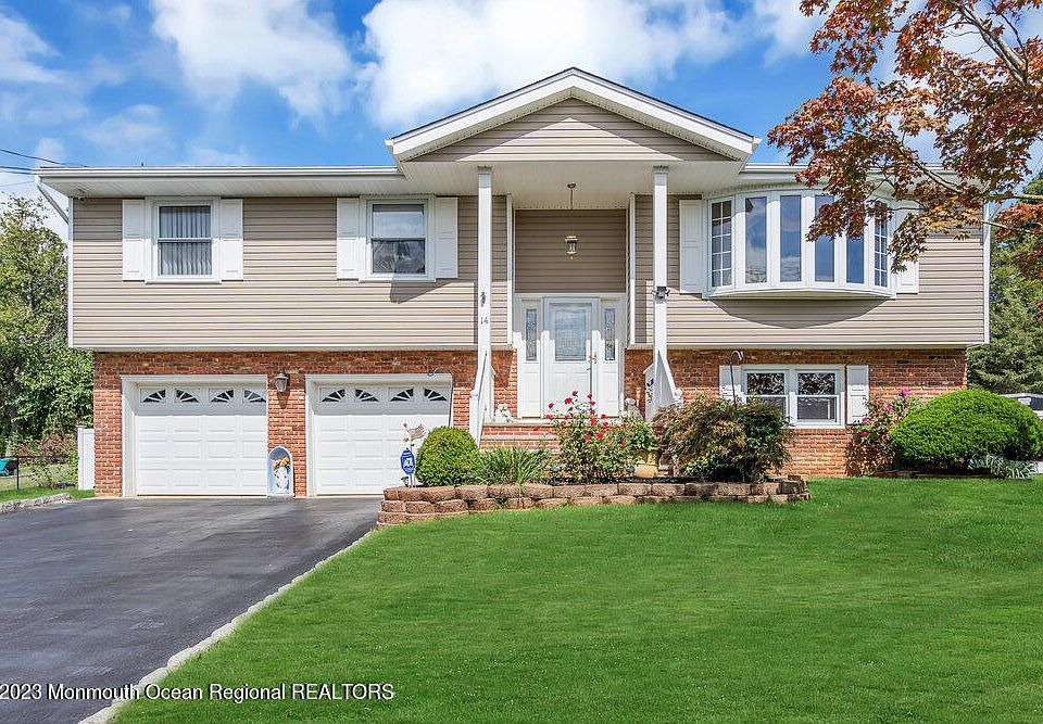 1st image of 14 Lynn Drive
