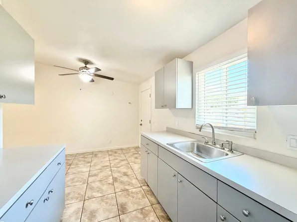 31890 Avenida La Paloma Unit A, Cathedral City, CA 92234