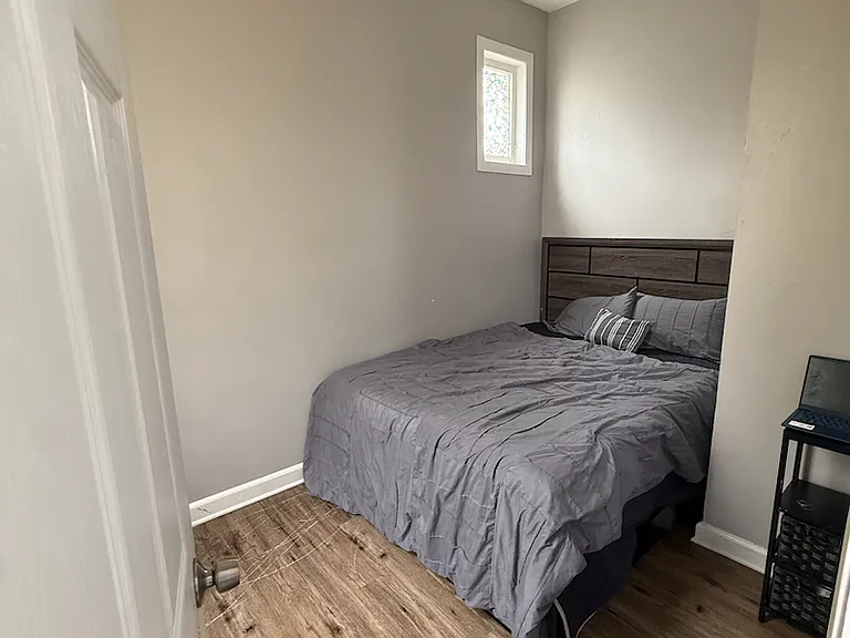 2143 S Fairfield Ave — Photo 12