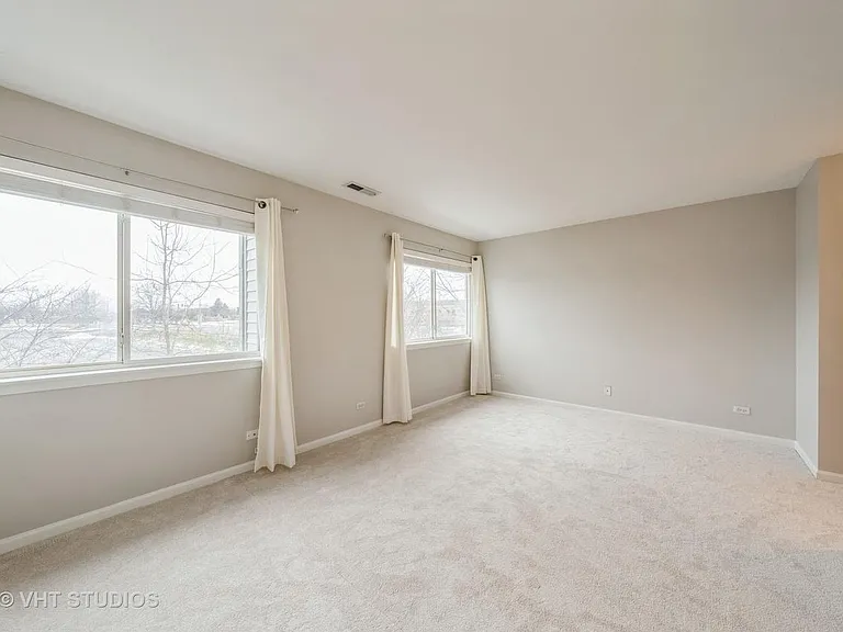 815 Asbury Dr — Photo 10