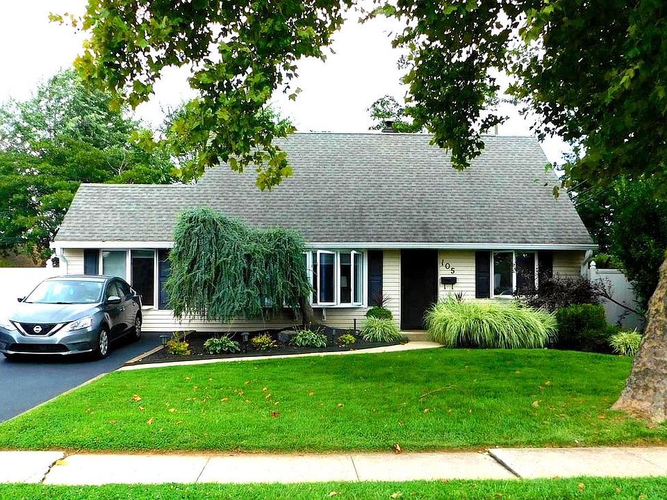 1st image of 105 Queen Lily Rd