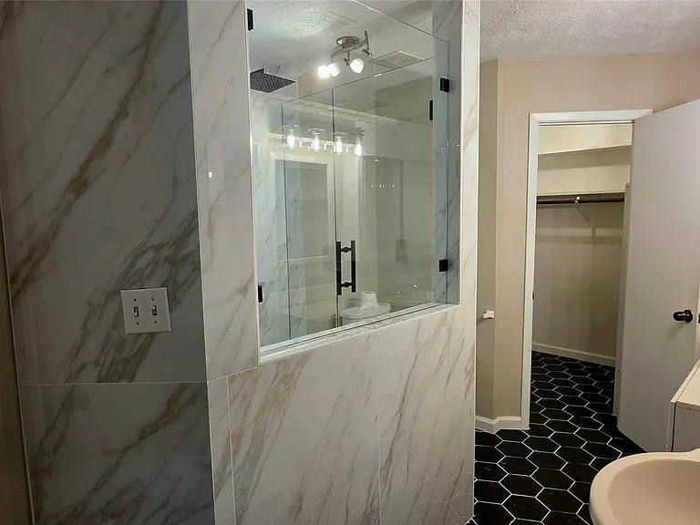 2204 Mimosa Ct — Photo 14