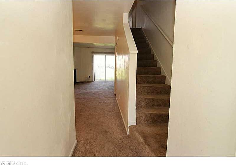 15 Peachtree Ct, Portsmouth, VA 23703 Zillow