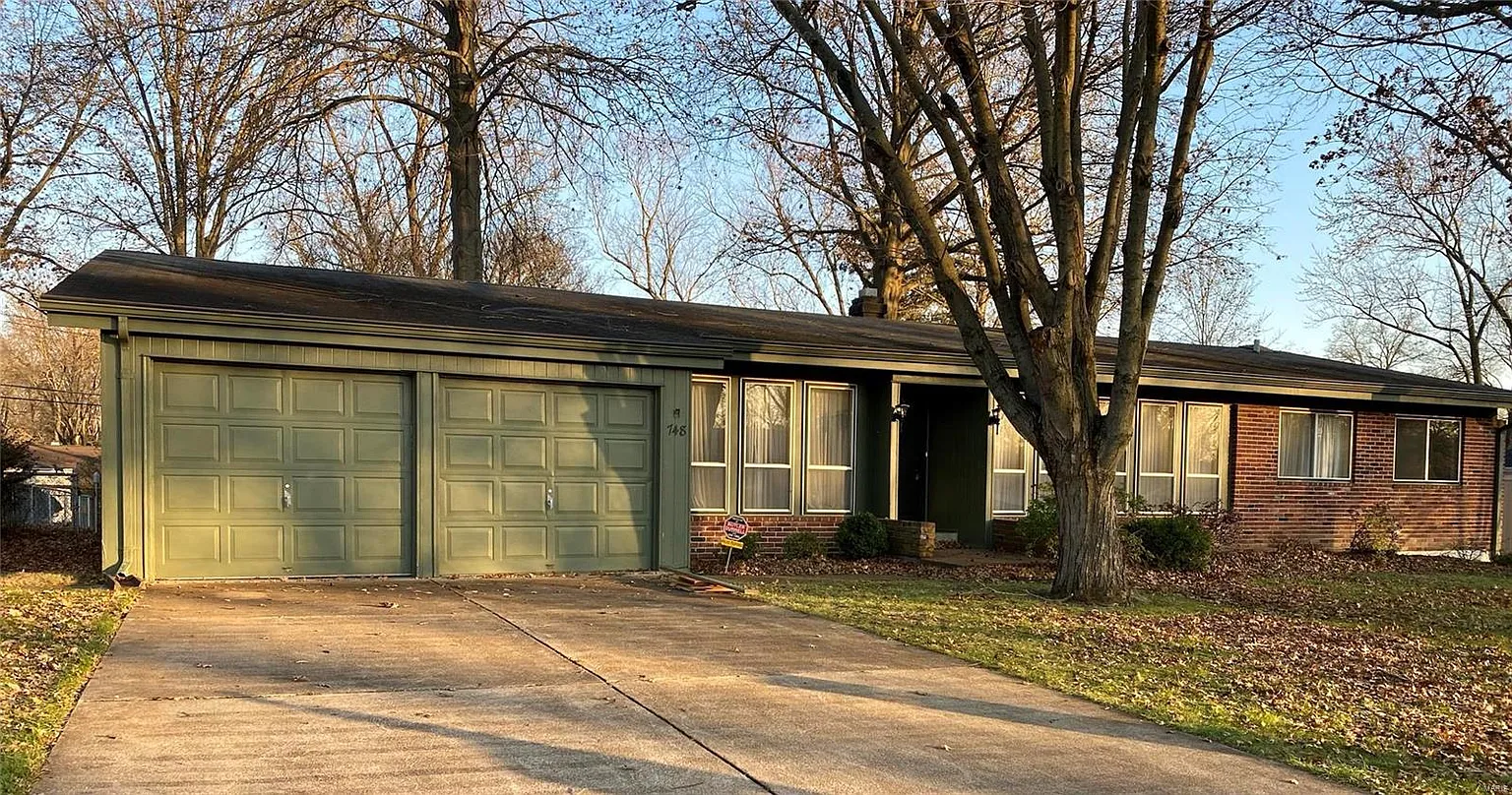 748 Ambois Dr photo 1