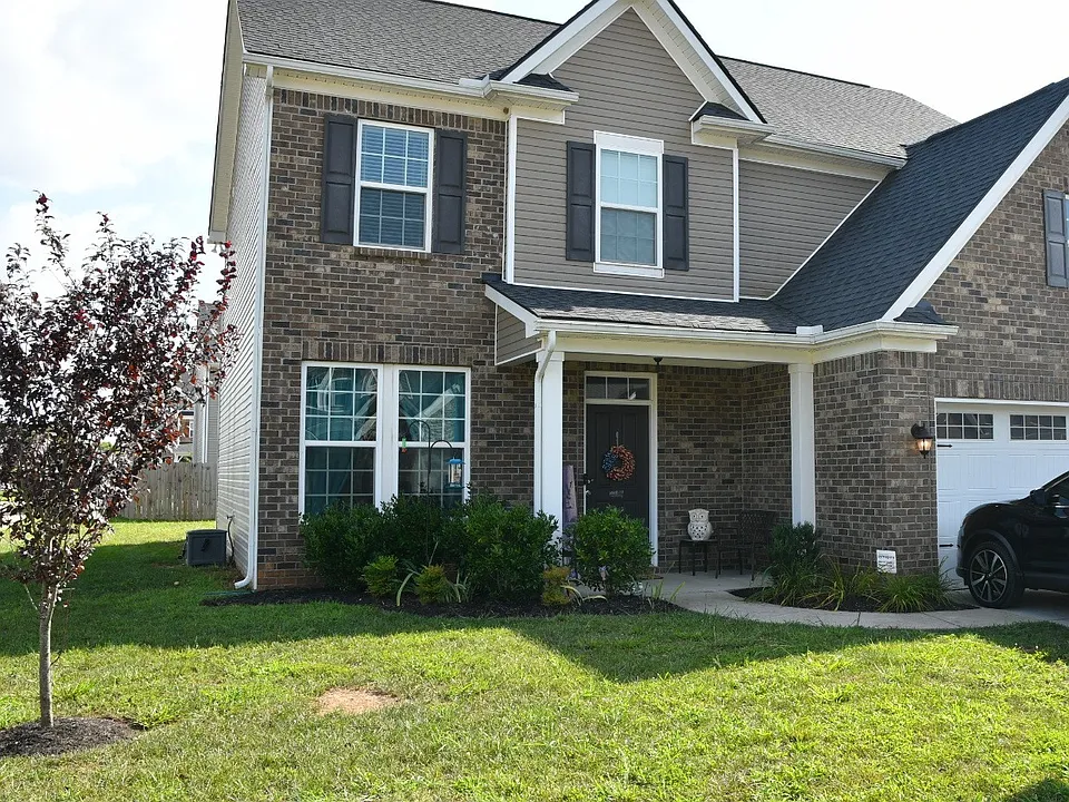 2505 Miranda Dr