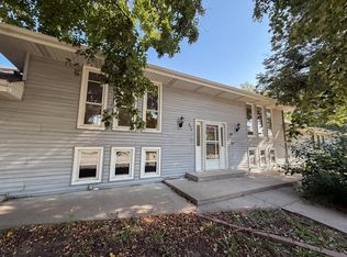 404 E 39th St, Kearney, NE 68847