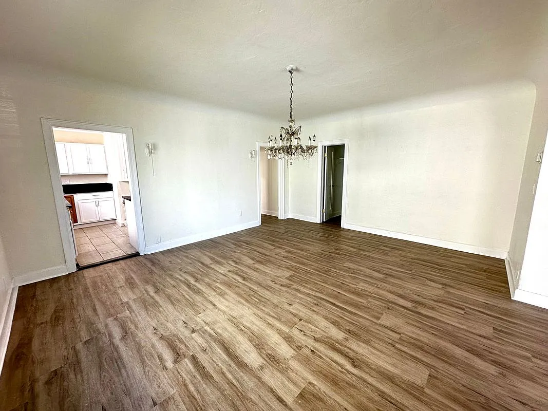 2 bed, 2.0 bath, 1400 sqft, $2,750 — Photo 3