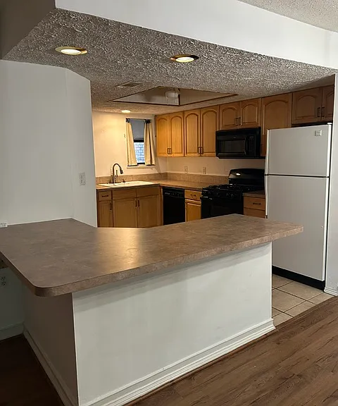 2196 Palmyra Dr SE — Photo 4