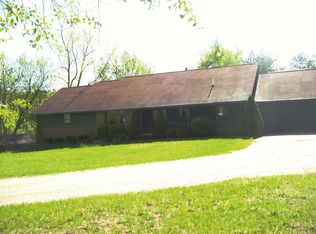 3169 Indian Lake Rd, Oxford, MI 48370