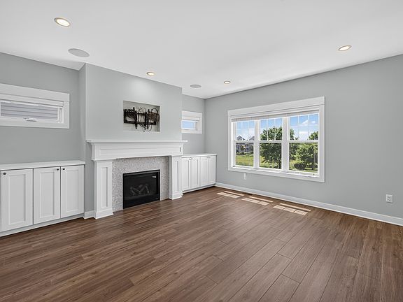 5th image of 7174 Belle Fontaine Blvd