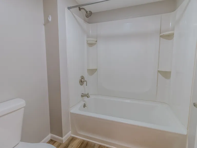 The Tides 1510 Veterans Dr — Photo 99